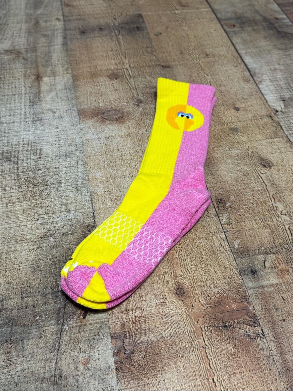 Bombas Big Bird Sesame Street Crew Socks Yellow/Pink Cotton 1 Pair Sz L
New with